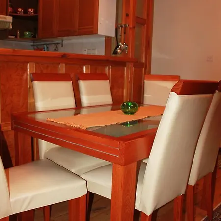 Toromanova Appartement *